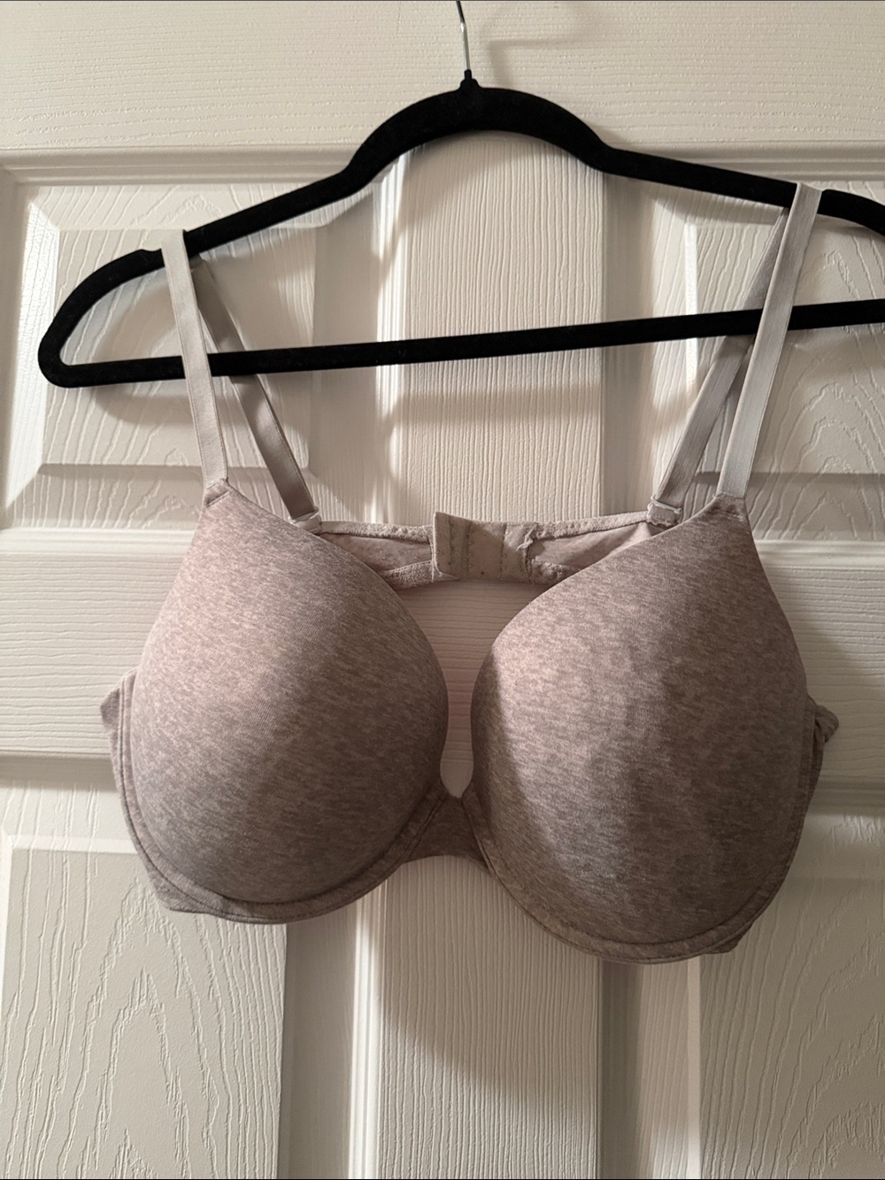 Victoria's Secret Heather Gray T-Shirt Bra - Seamless Molding